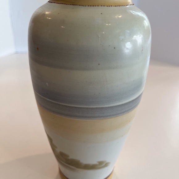 Hand Painted Vase with Windmill - Picture 6 of 11